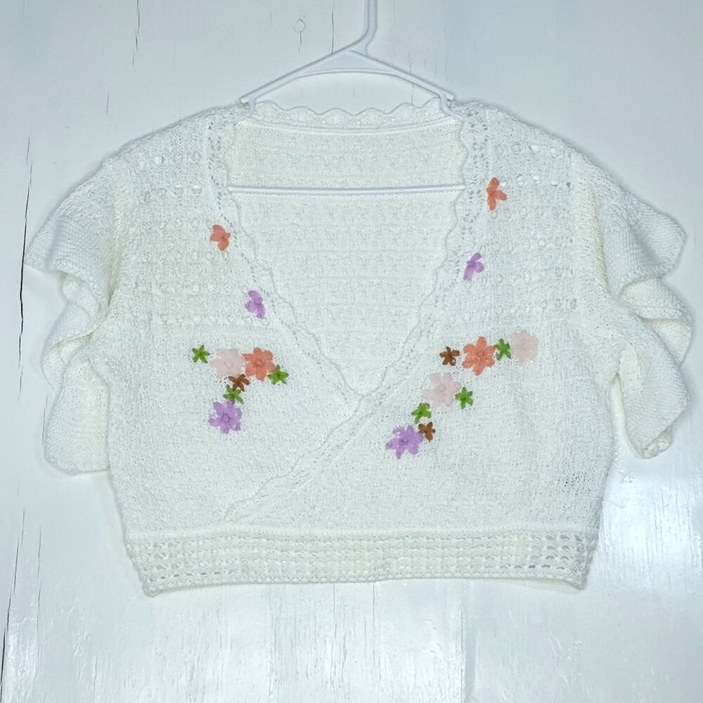 Shein Floral Embroidered White Knit Flutter Sleeve V-Neck Cropped Sweater Boho
